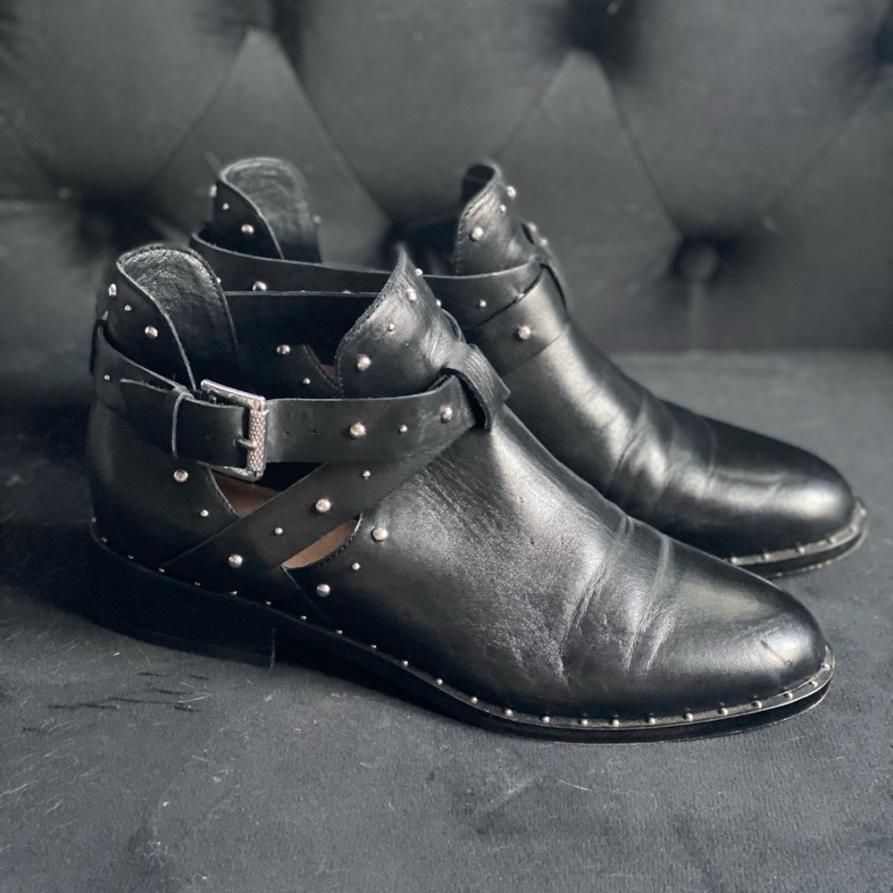 Gently worn Halogen studded leather booties